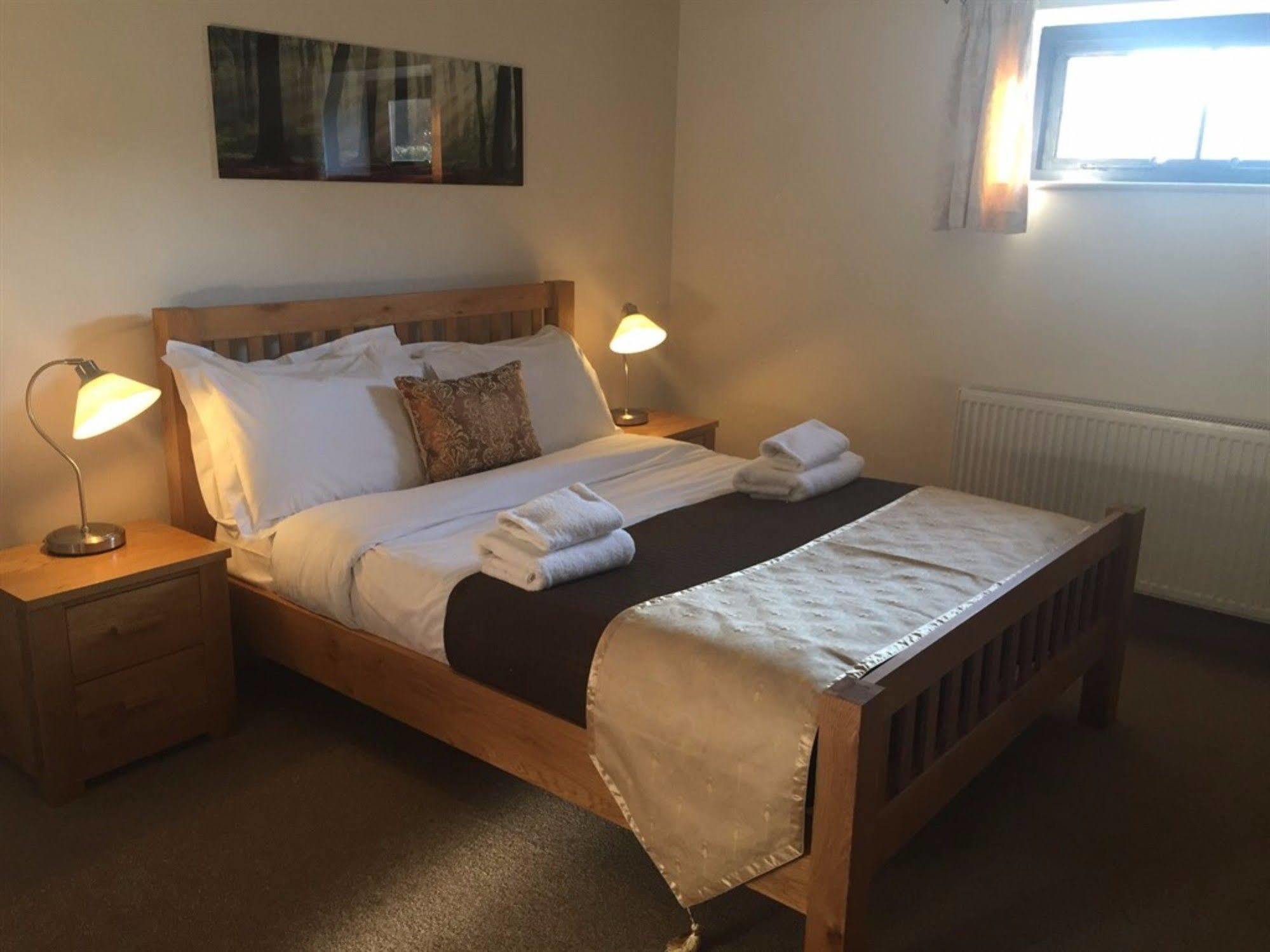 The Dean Ale & Cider House Hotel Chichester Kültér fotó